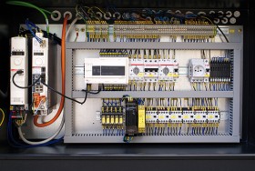 Piła taśmowa ARG 330 DC CF-NC - Kliknij na obrazek aby go zamknąć